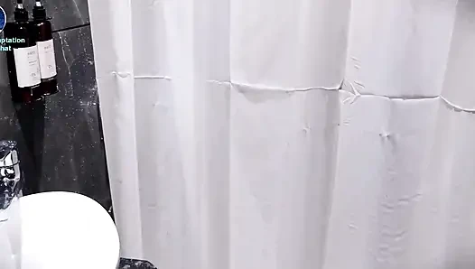 Tam çıplak duş, mastürbasyon ve fışkırtma