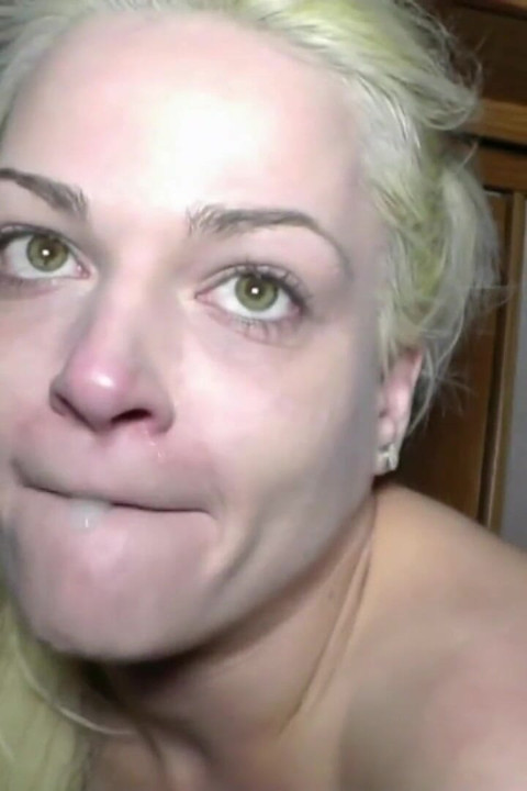 Alexa Gold the blonde Caravan bitch