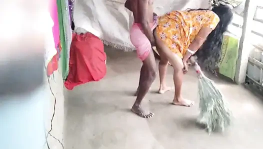 My Debar-in-law found a loophole in the house and fucked me at home.