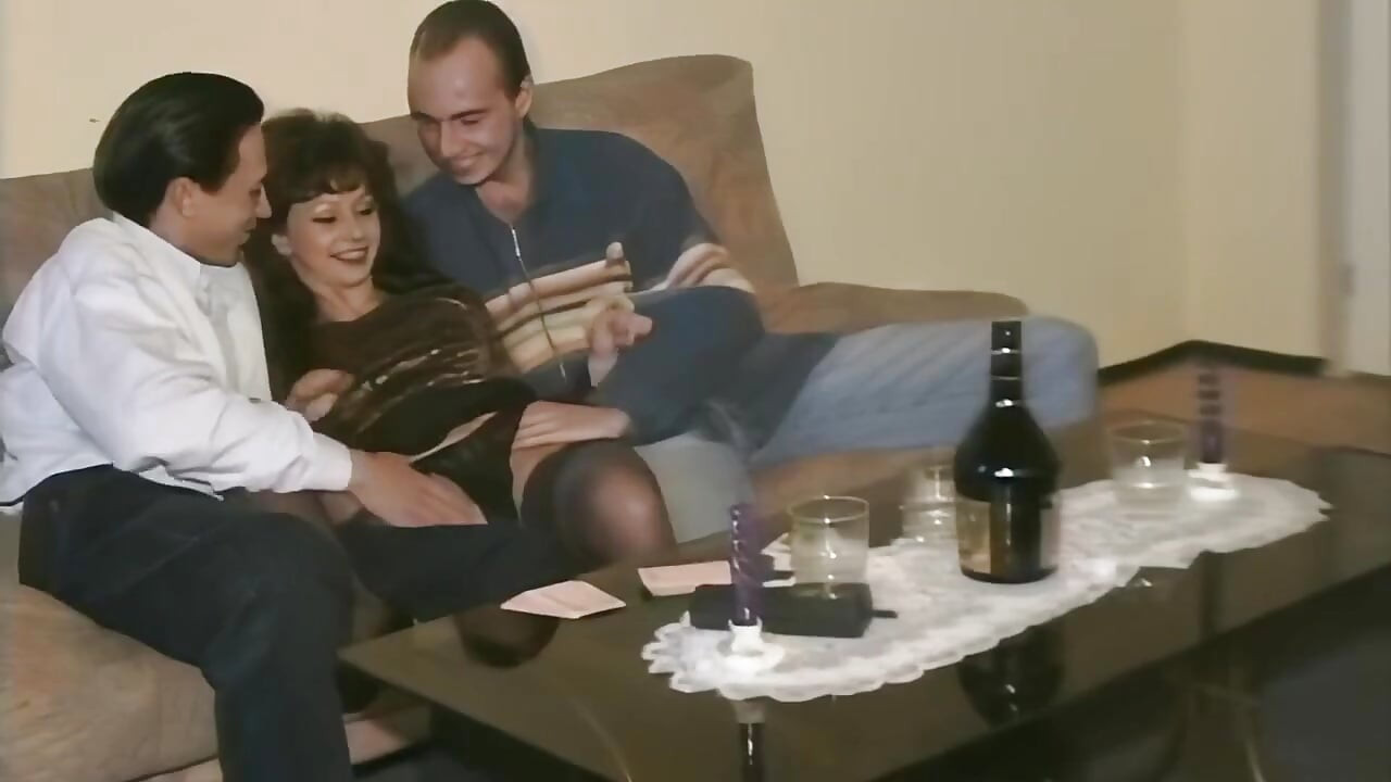 पड़ोस का सबसे अच्छा चुदाई इतिहास! चोदने लायक मम्मियों की चुदाई!