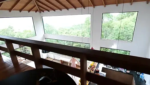 Adik tiri barbieku pengen dientot, dicrot dua kali sampai memeknya menetes