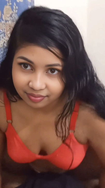 Indisk bengalsk varm desi stedsøster sexvideo med bengalsk lyd | Klip 1