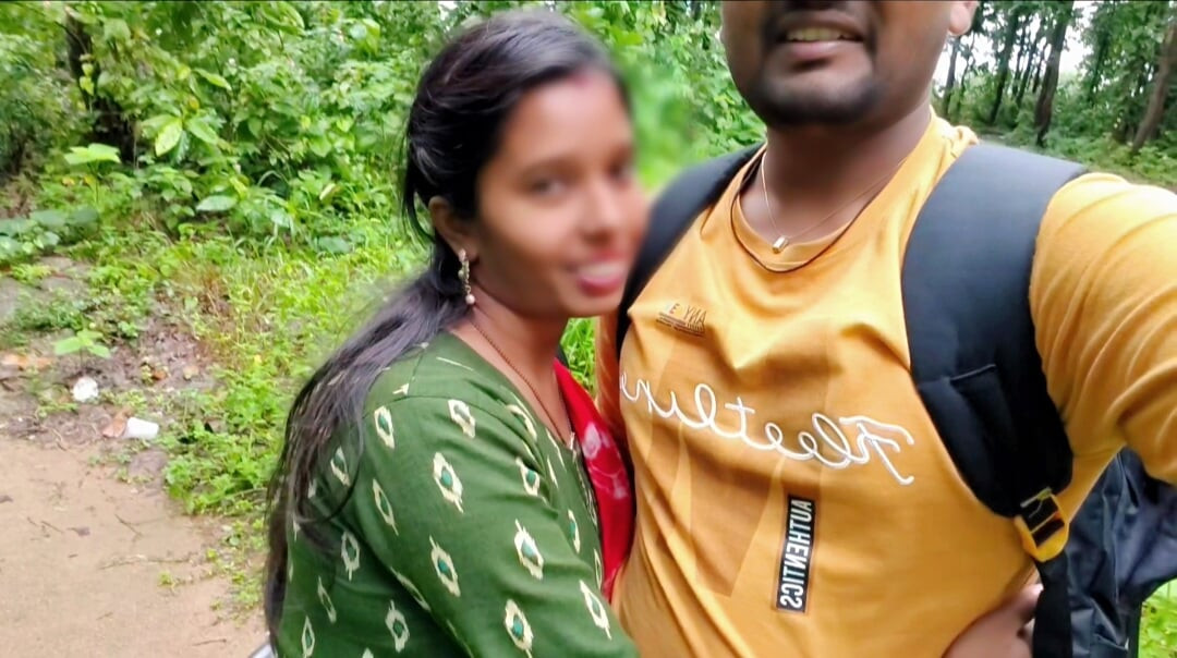 Hot village desi bhabhi sex aaj forest park me mulakat ho gai - bhabhi meri dost ban gai aaur mere sath mere ghar aai - blowjob sex.