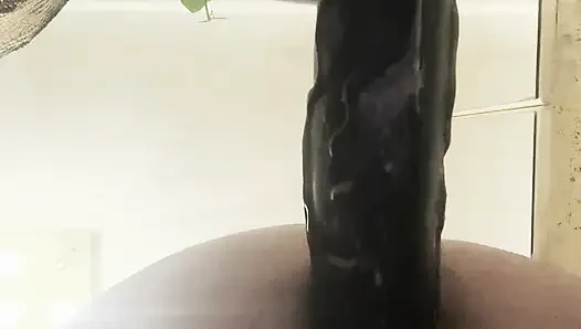 Aç göt büyük dildo