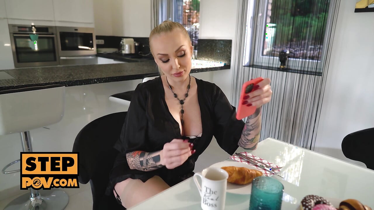 POV - Kayla Green is your cum hungry stepmom