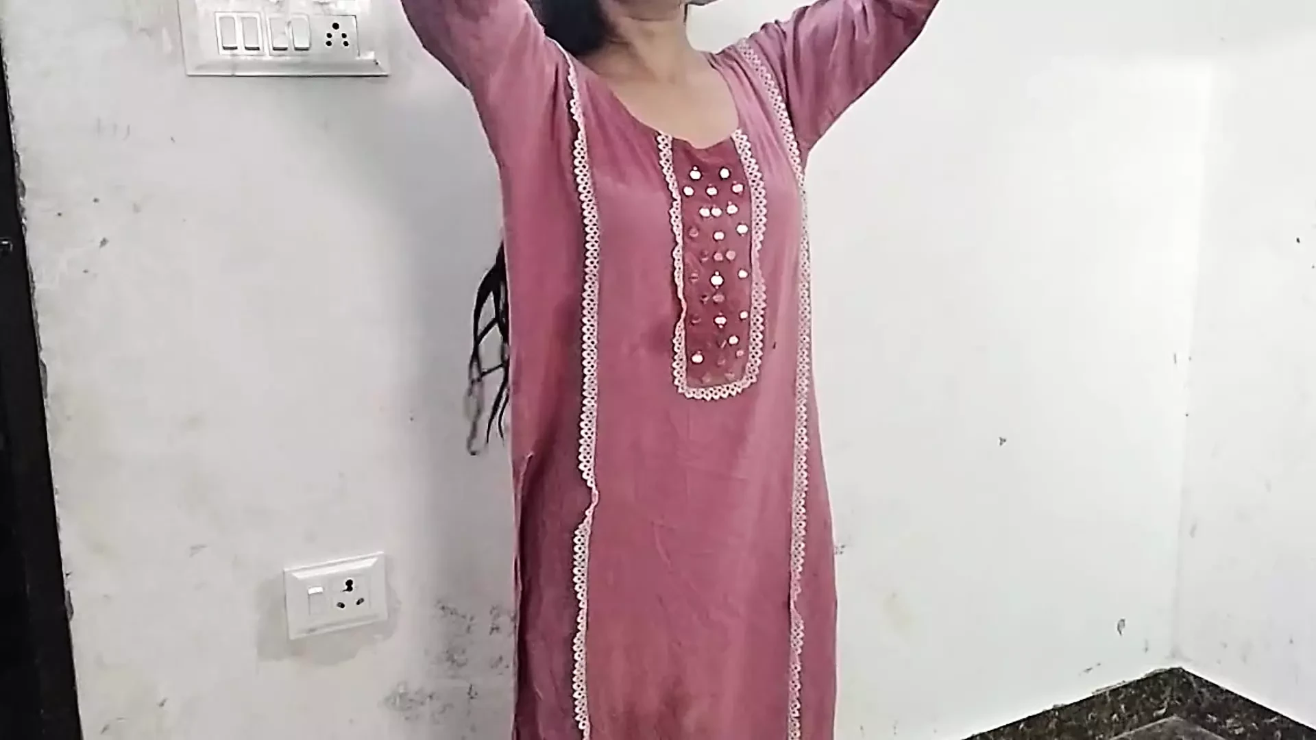 Indian college girl ko paise dekar jabar dasti pela