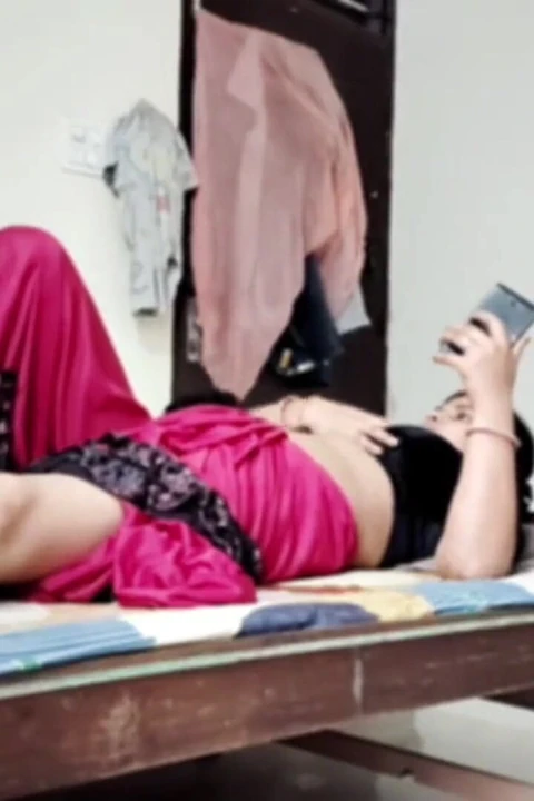 Desi Bhabhi Taking Boyfriend's Penis Sperm in Her Mouth