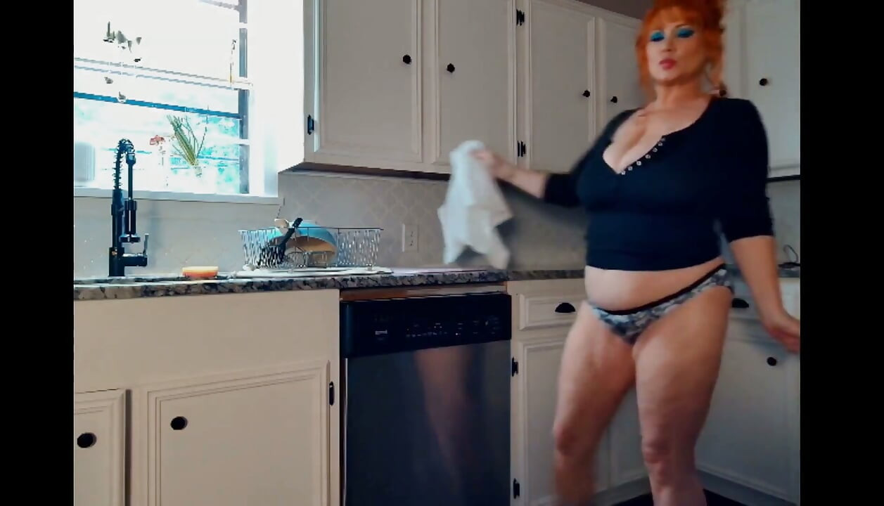 Happy Halloween Haunted Dishes με Fat Ass Samantha38g