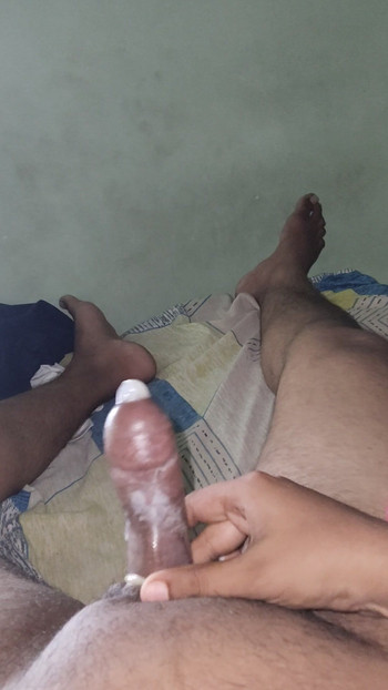 Condom phenke hilaya
