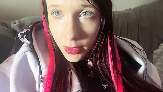 Küçük penis aşağılama düşkünü edepsizce konuşan genç