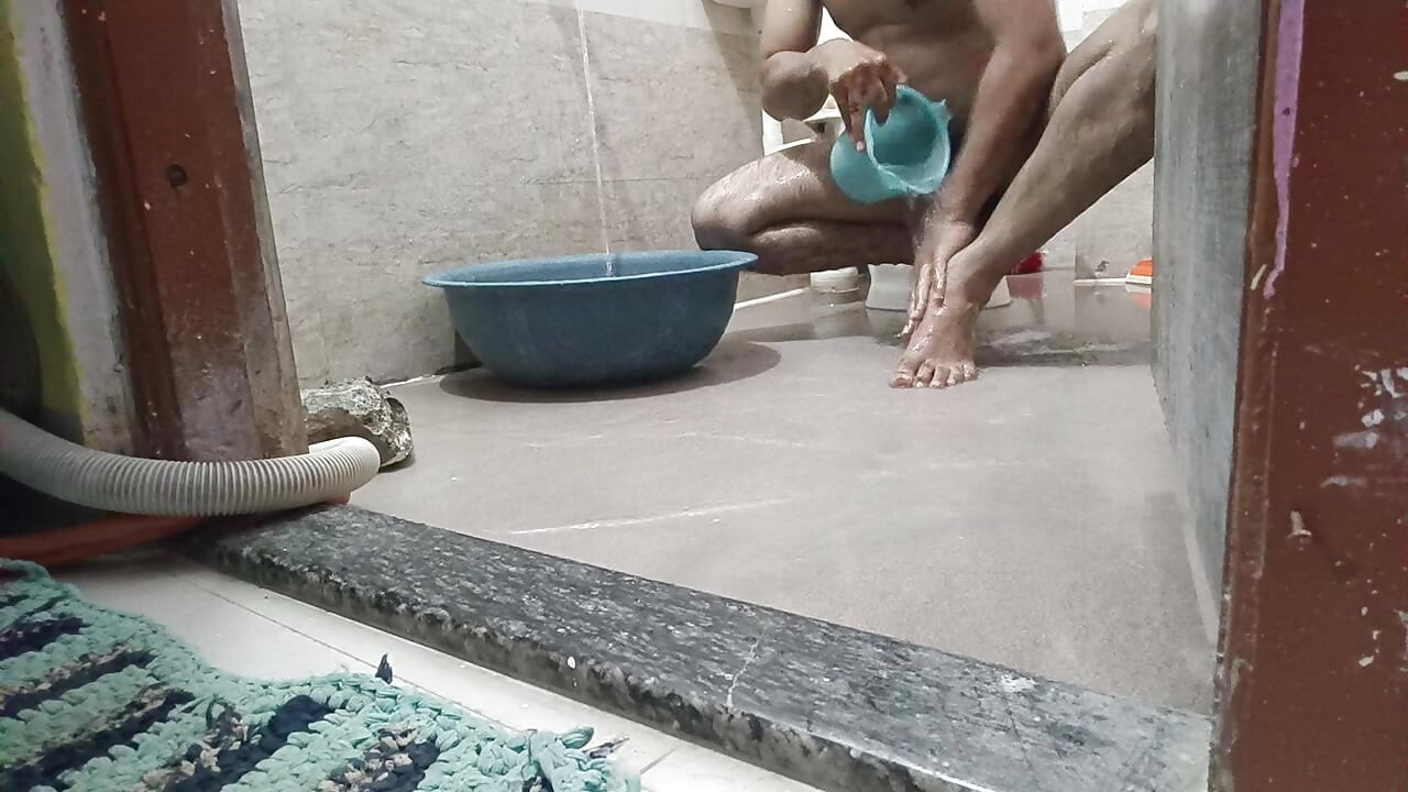 Kaun mere Sath nanga nahana pasand karenge
