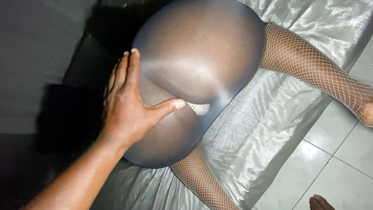Vizinho me diz para não responder, vamos continuar fodendo antes que seu marido chegue
