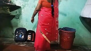 Tamil priyanka stiefmutter zieht sich um