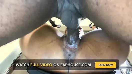 Expression Queen Betty Skaly Gets Spread and Fucked on a Door Sex Swing