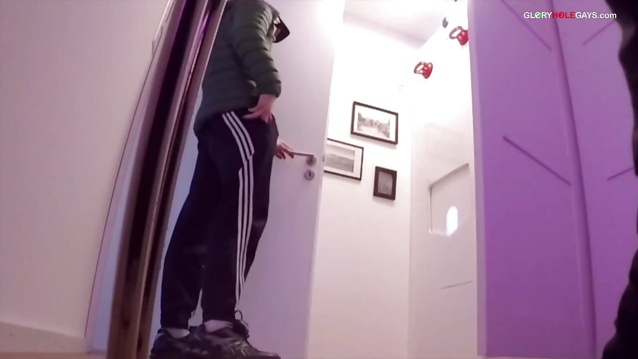 Twink Meets Thug - Things Get Wild at the Gloryhole!