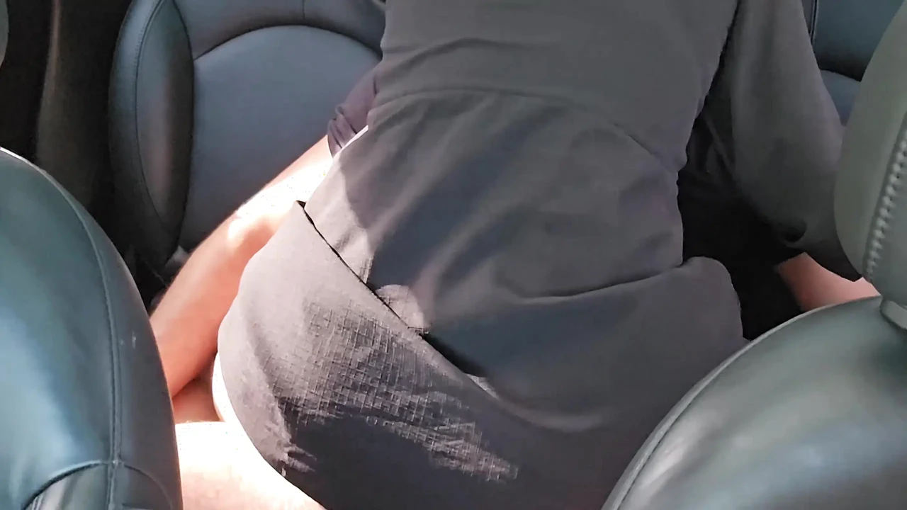 车后座的火热性爱和丈夫开车——第二部分 已婚 已婚 Griffin