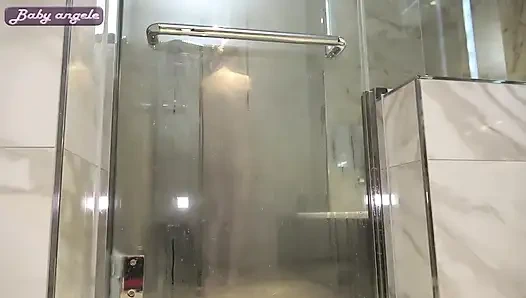 Glamouröse göttin curves - überwältigende Sensibilität in einem unvergesslichen privaten moment