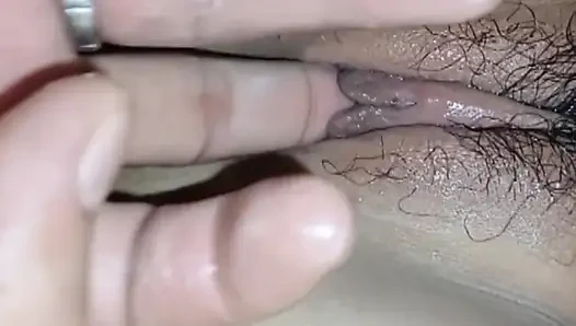 Fingering amatir handjob jogjakarta sampai muncrat
