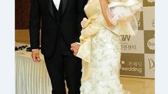 Amwf eva popiel angielska kobieta międzynarodowa poślubi koreańskiego mężczyznę
