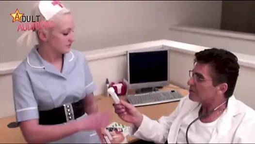 Krankenschwester abbie fickt doktor