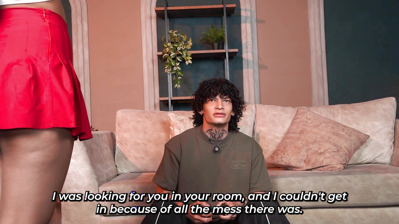 Nerd stepbrother ends up enjoying his stepsister's slim body
