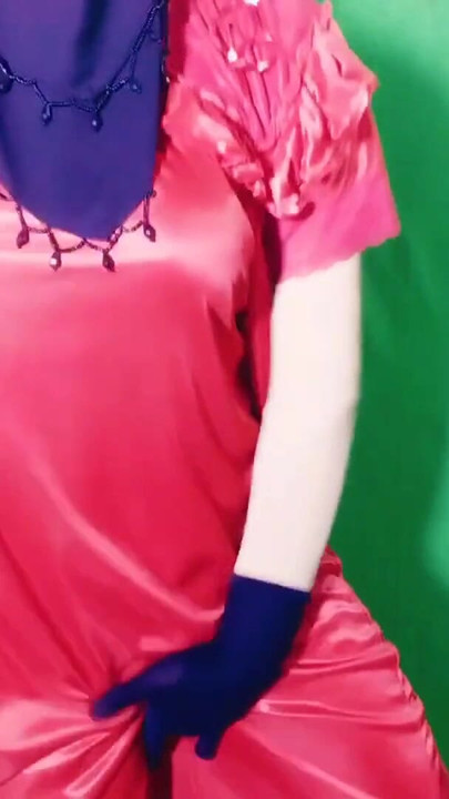 Bangladeshi Beautiful Hot Bhabhi | Clip 1