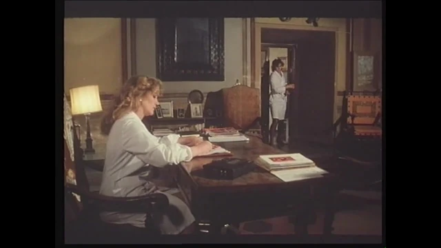 LA DOTTORESSA PRIVATA (scene #01) - (original version in