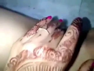 Desi insatisfecho bhabhi digitación