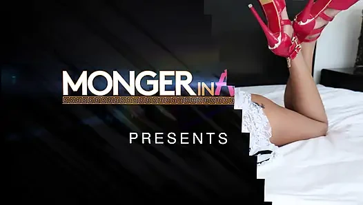 Tattooed Pinay Serves Big Dick With High Price