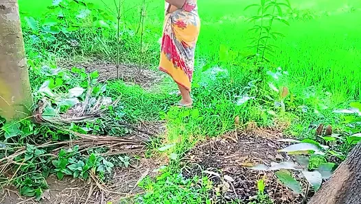 ▶️Lokal bhabhi and me outdoor sex