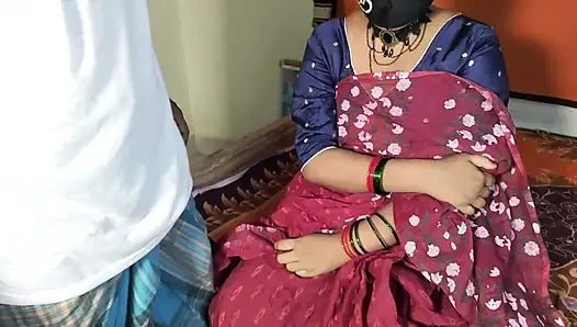 Desi Stepmom Fuck by her stepSon on the bedroom My Sexy Stepmom  Fuck by me Whole she working on the  full part  Bangali Vira
