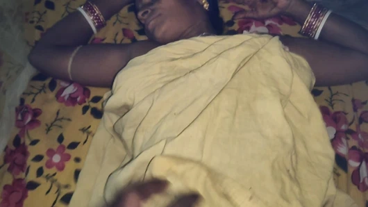 Seks ibu panas desa India di desi