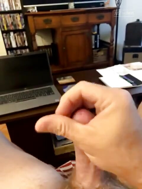 4 Hours Edging Couldn't Hold Back My Orgasm - Frenulum Rubs
