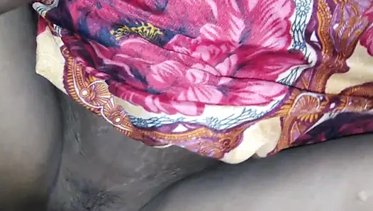 Seks Hintli desi kız ev hanımı