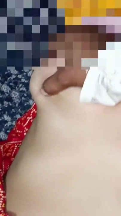 Massage complet du corps à la maison ke gari ne malish ki apni bahan ki bite sexy mes amis | Clip 2