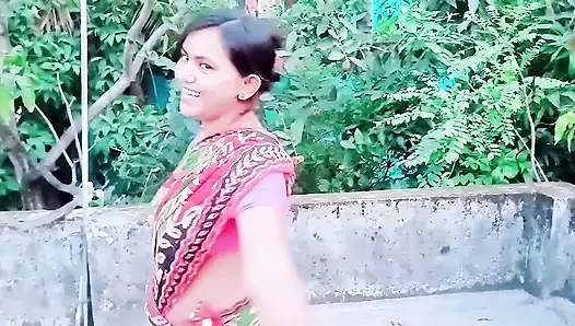 Hintli üvey erkek kardeşler kocalarının büyük yarağını paylaşıyor ve üçlü seks yapıyor- yasmina khan- mia a