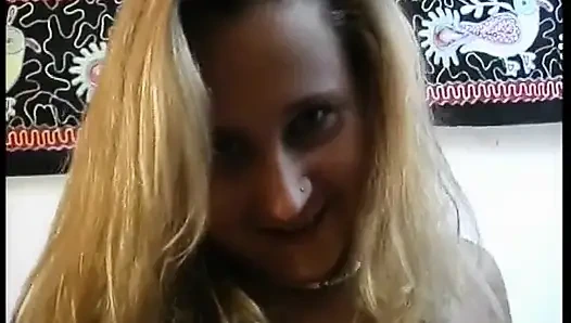 За Немецкими Дверями Он Тщательно Трахается - Полный Фильм