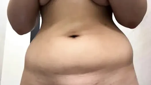Doppelpenetration im öffentlichen fitnessstudio mit jucielussie