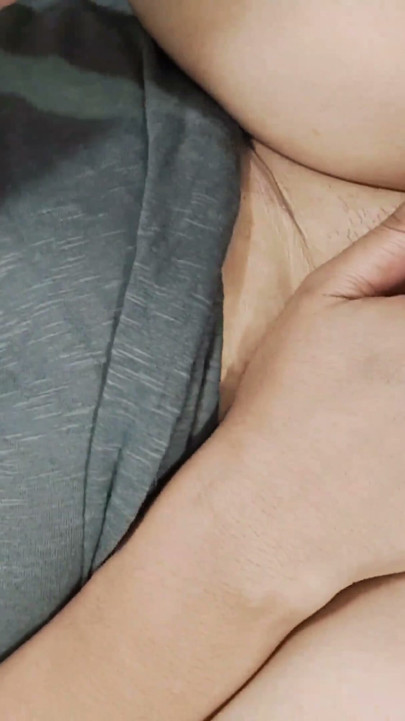 Desi Nishtha gets nude for boyfriend to fuck her pussy | Clip 1
