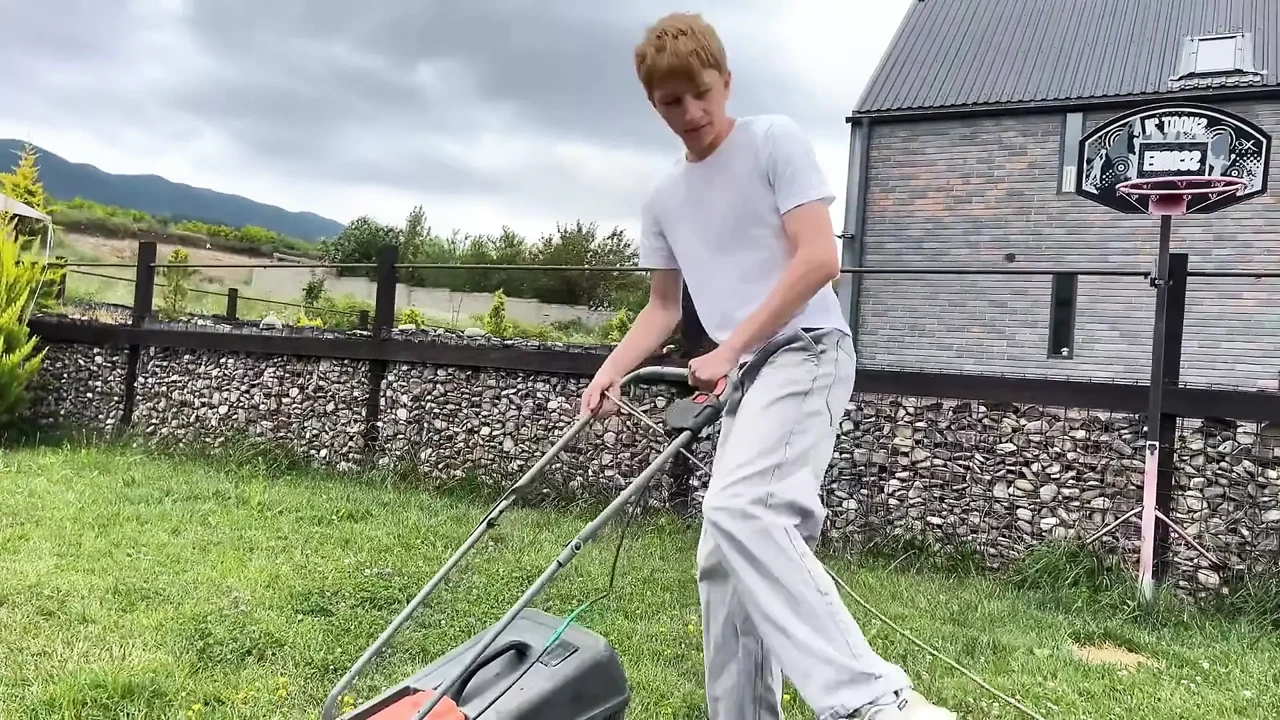 Mowed the Lawn, Got up and Saw the Stepson of the Owner of the House, Couldn’t Resist and Fucked Him and His Daddy Caught Us