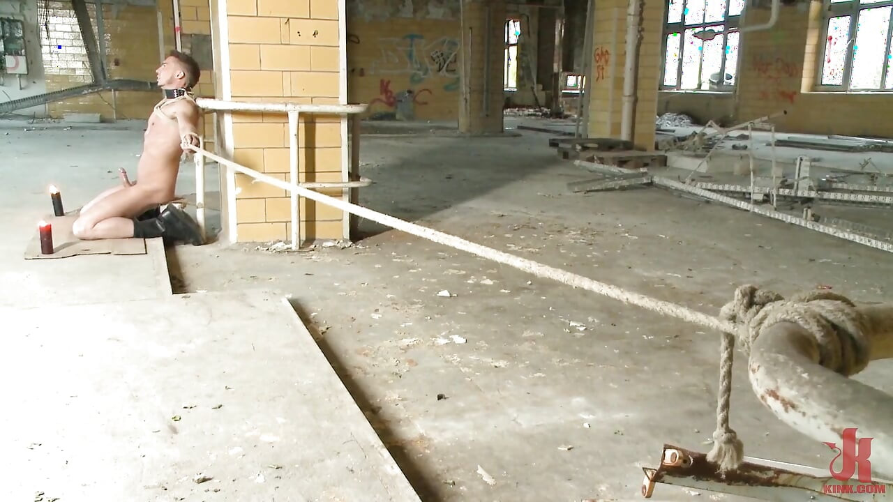 Fleischfabrik Berlin: Logan Mccree & Sam Barclay