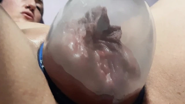Amazing Pumped Giant Pussy