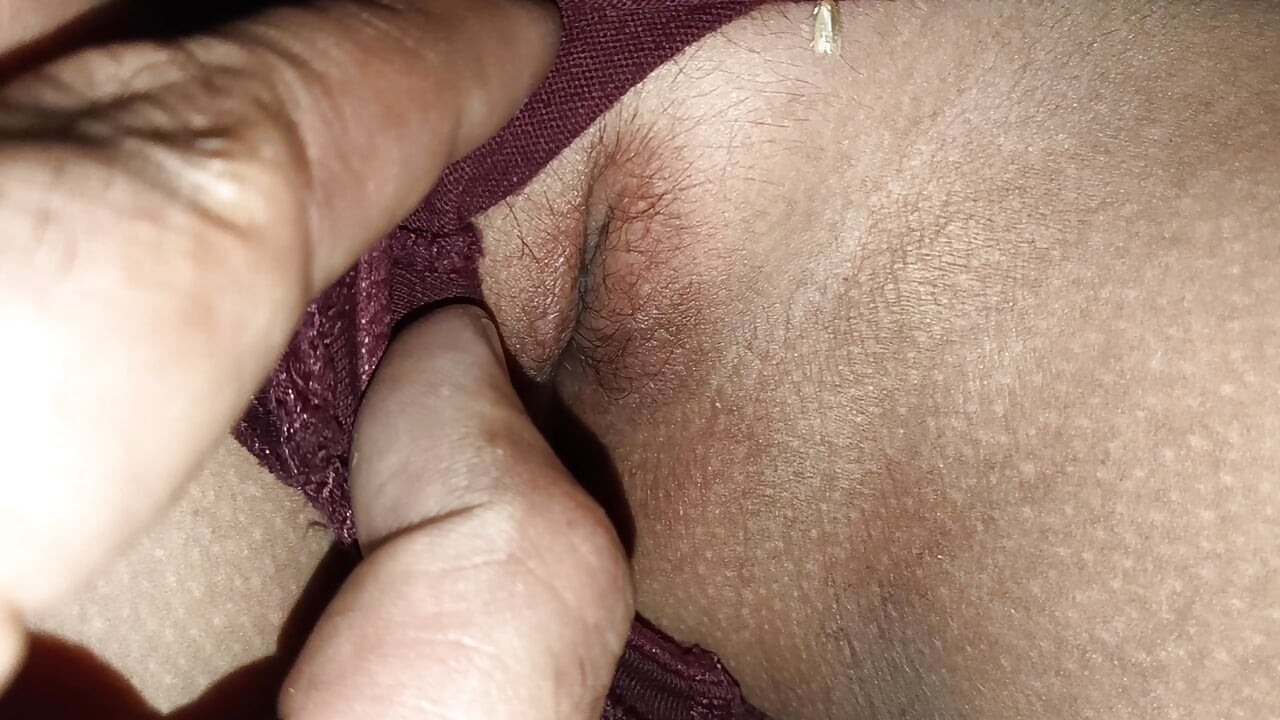 Baby pussy see very sexy pussy and beautiful