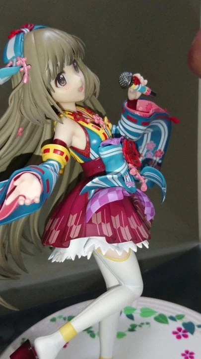 Peeing figure bukkake Yorita Yoshino 02