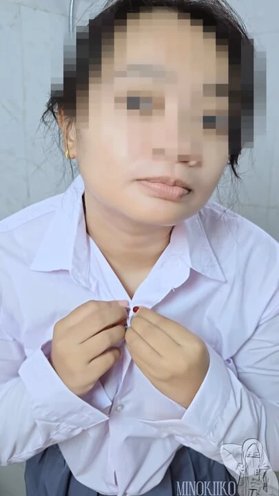Gadis Sekolah Menengah Mencukur Dan Mandi Seperti Yang Diinstruksikan Oleh Gurunya - Minokiiko