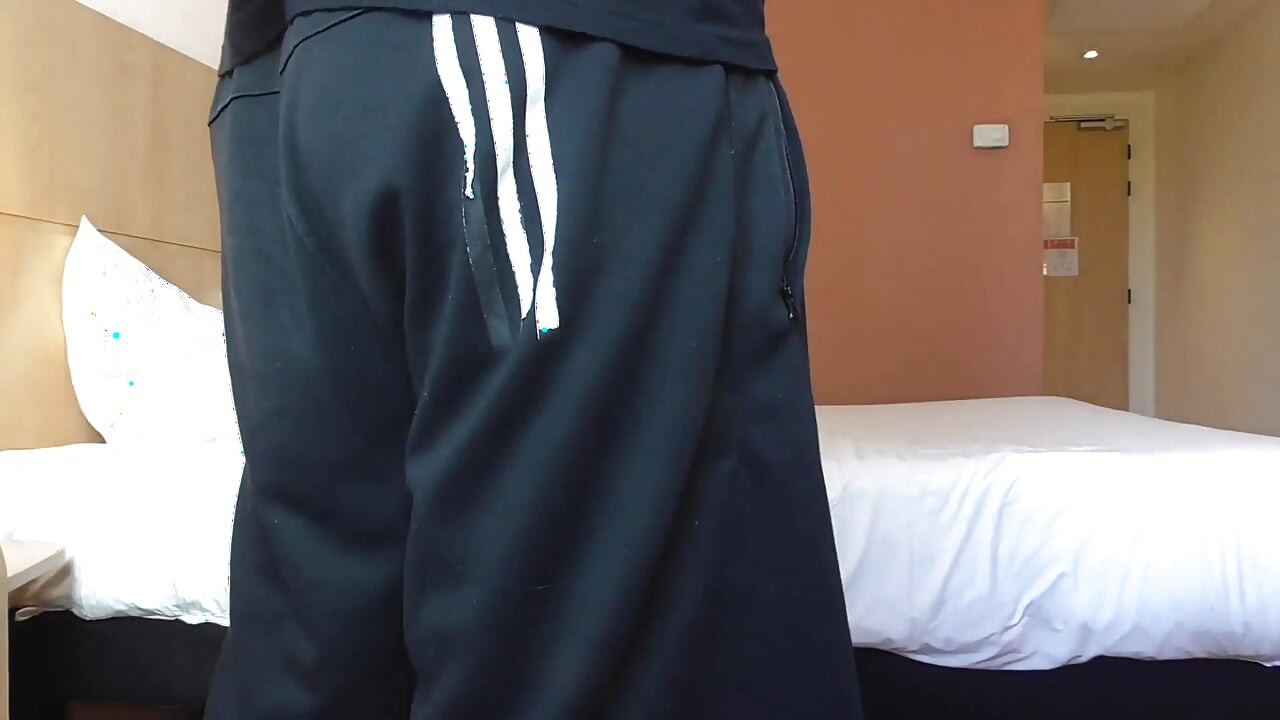 Fast fucking with MILF Perla Rubia. Creampie