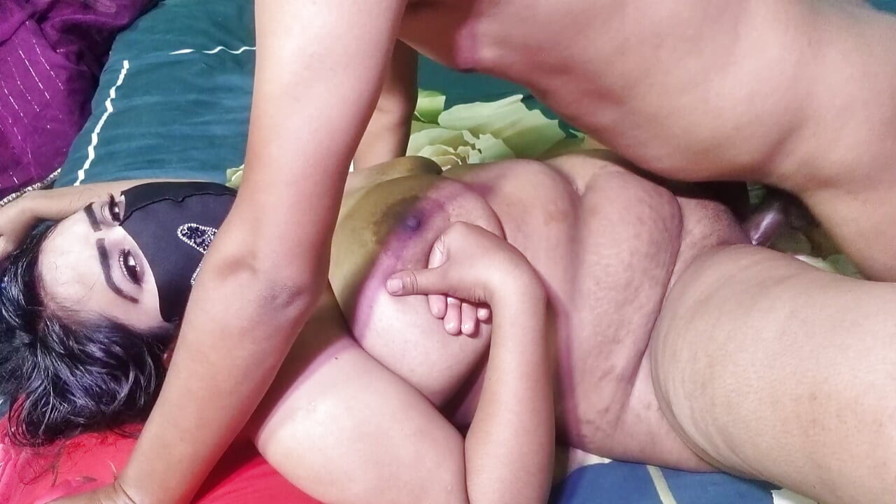 Hot Couple Intense Session Fast Dirty Talk to Deep Doggy & Passionate Missionary
