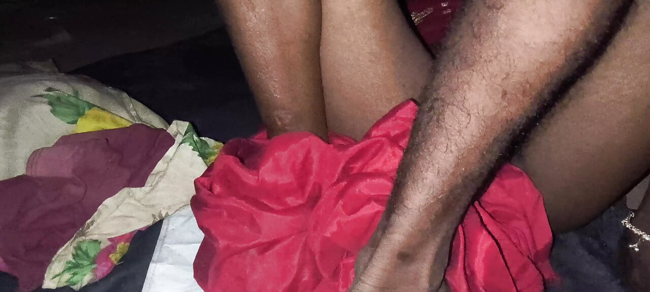 Desi hölgy a hotelben valódi hang és igazán intenzív, teljes romantikus hangulat, boldog befejezés