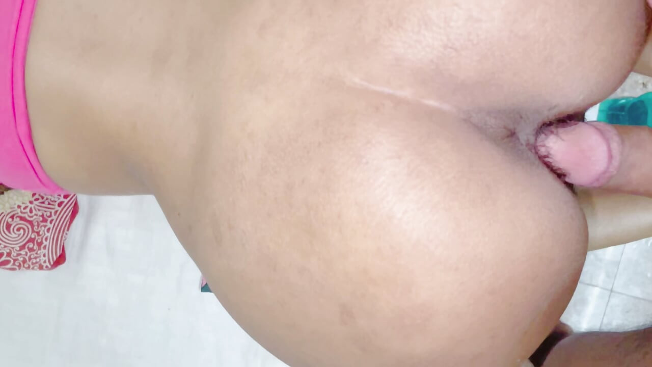 pasangan desi romantis yang ngentot keras dan creampie