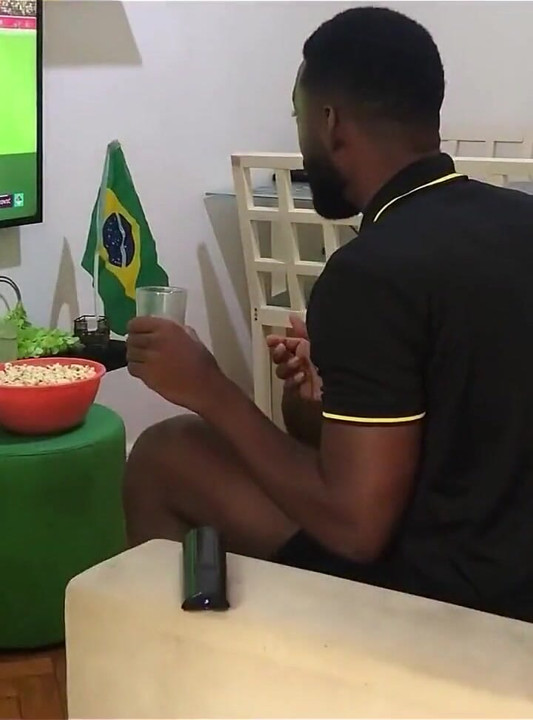 World Cup 2022: Watching Brazil Football Soccer Fucking Her Pink Hole and Giving a Big Load